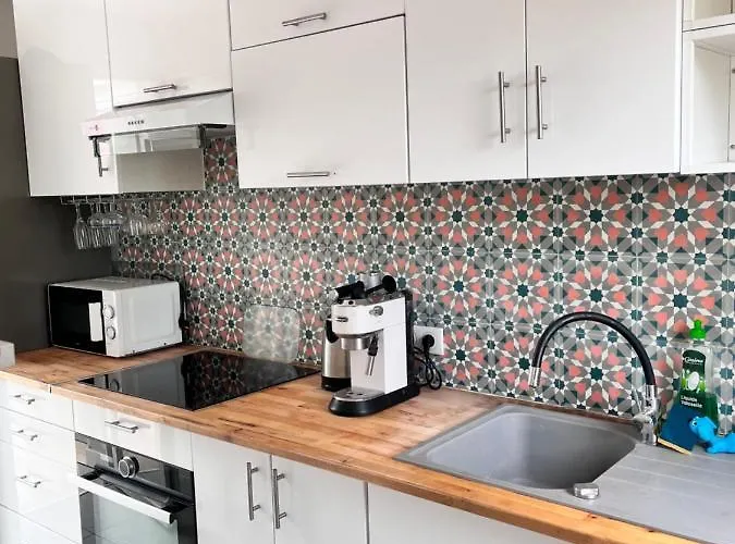 Minor Swing - - Casa Monica - *